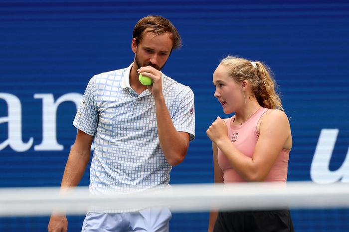 Даниил Медведев и Мирра Андреева уже вылетели с US Open
