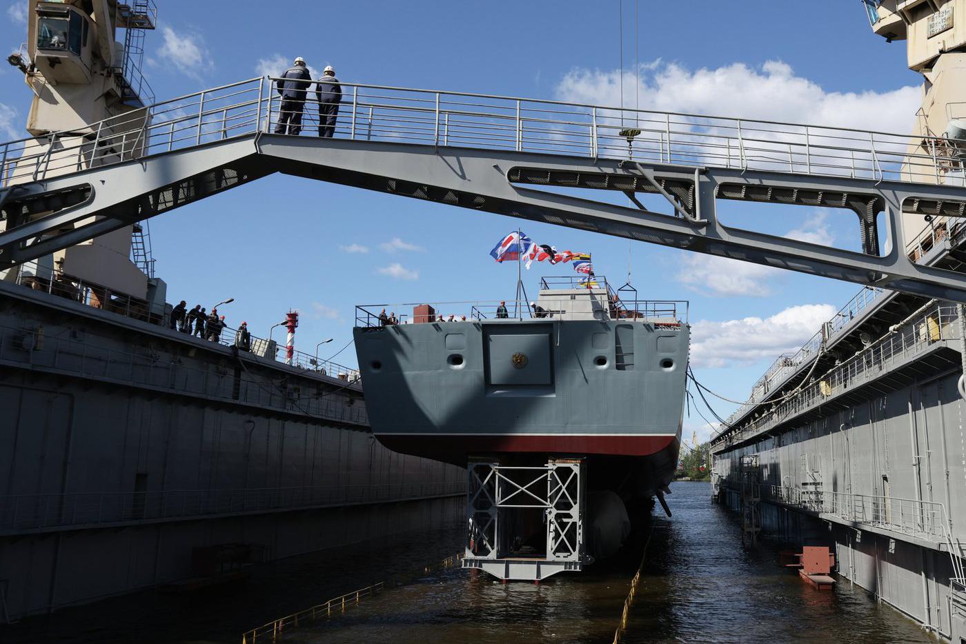 Фрегат "Адмирал Амелько" усилит военное присутствие России в АТР