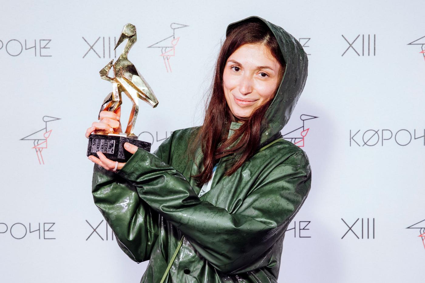 На фестивале "Короче" лучшими картинами назвали мультфильм "Сын" и комедию "Счастлив, когда ты нет"