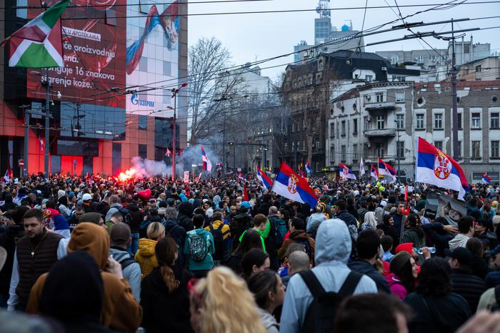 В Белграде предупредили о риске гражданской войны в Сербии – это навредит России