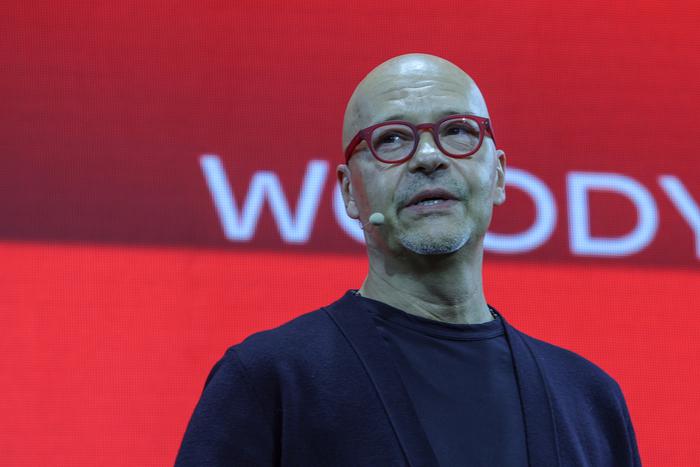 Федор Бондарчук поблагодарил Сергея Собянина за то, что он делает для кино