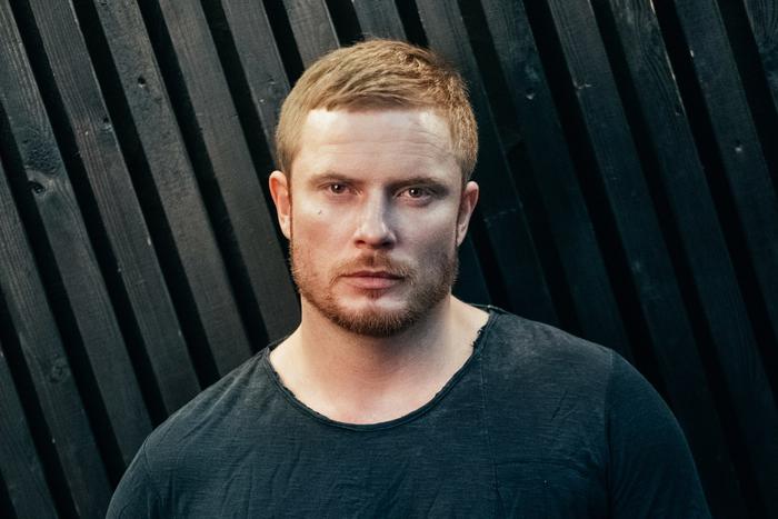 "Самая ценная вещь из юности – записка от мамы": Антон Пампушный заполнил анкету Metro