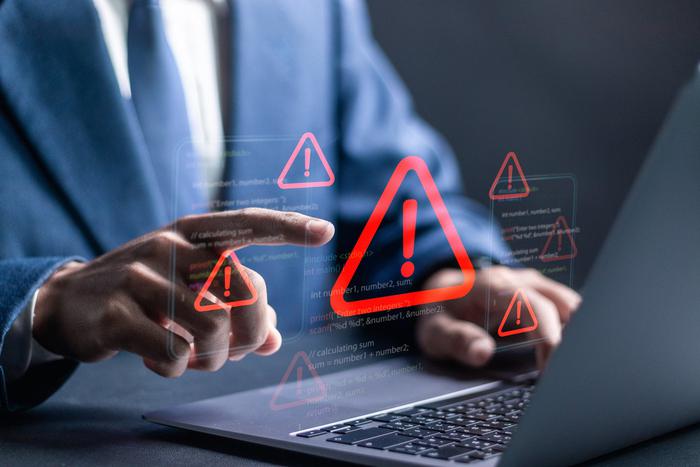 Автовладельцам нужно быть внимательными при оплате штрафов