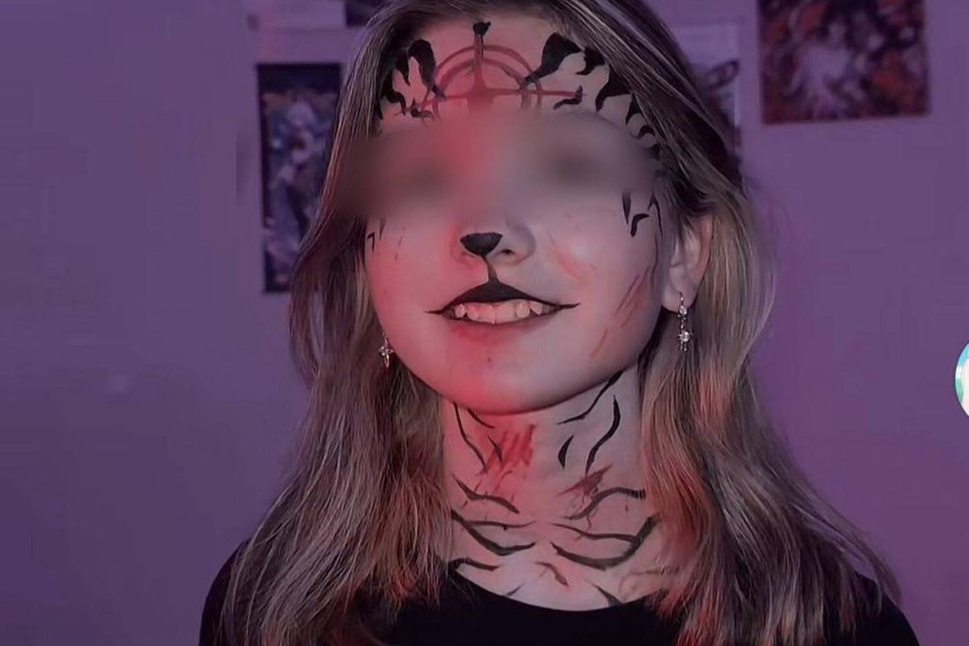 В соцсетях завирусился тренд "Животные под прицелом". Изображая зверей, тиктокеры сообщают о своих проблемах