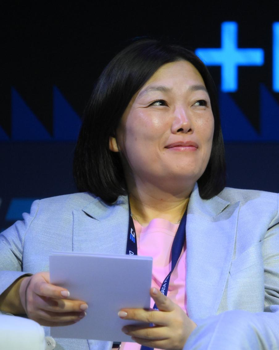 Ким и Литвиненко оказались в топе списка Forbes самых богатых россиянок