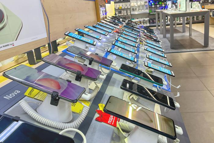 Россиянам рассказали о появлении новых оснований для возврата продавцу купленного мобильника