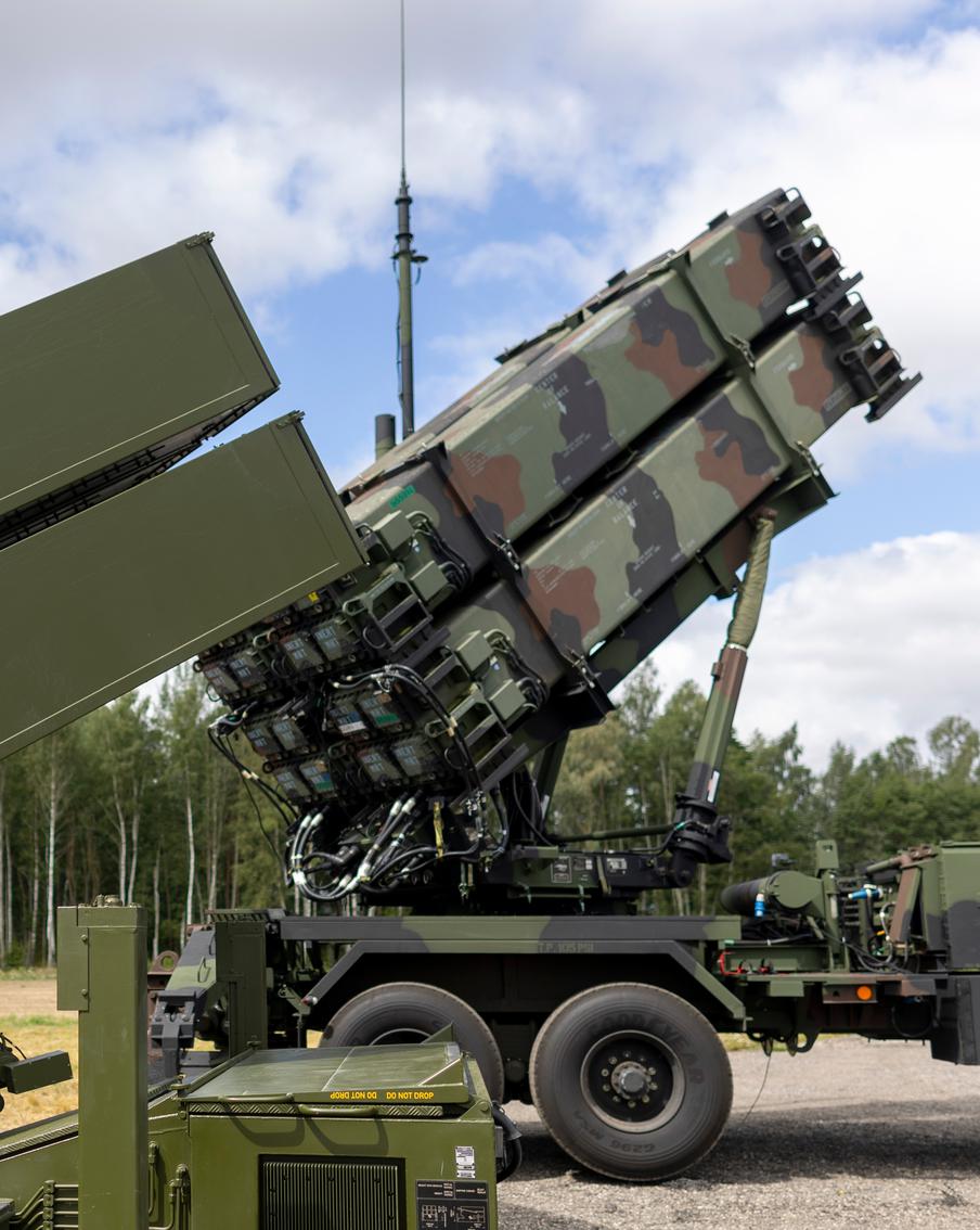 Вашингтон уже осуществляет передачу Киеву дальнобойного вооружения для ударов вглубь России