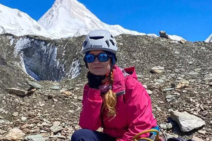 Почему не смогли спасти альпинистку Наговицину? Metro попыталось восстановить полную картину событий