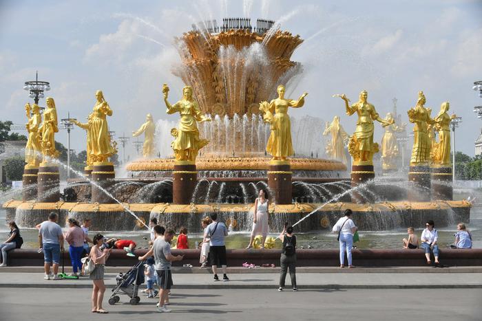 Москвичам рассказали, чего ожидать от столичной погоды в последний летний день