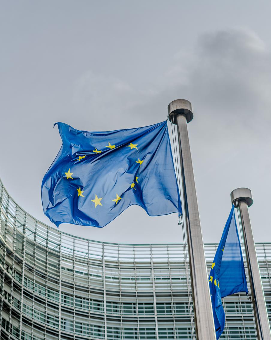 Еврокомиссия в данный момент занимается разработкой предложений по конфискации российских активов на Западе