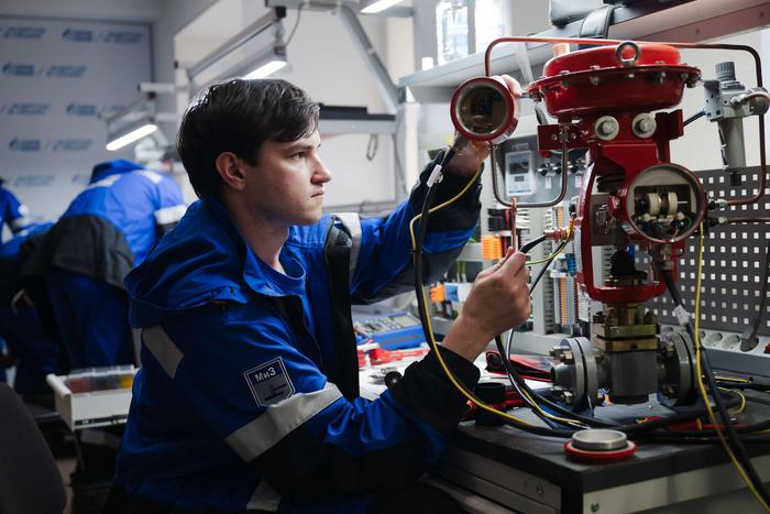 Московский НПЗ открыл новые имена на конкурсе "Лучший по профессии"