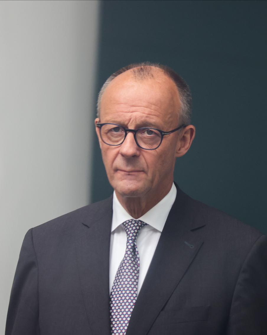 СВР объяснила истоки антироссийской риторики канцлера Мерца