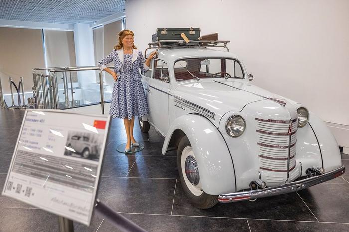 В "Москино" открылся автопарк "артистов" от создателя Музея техники