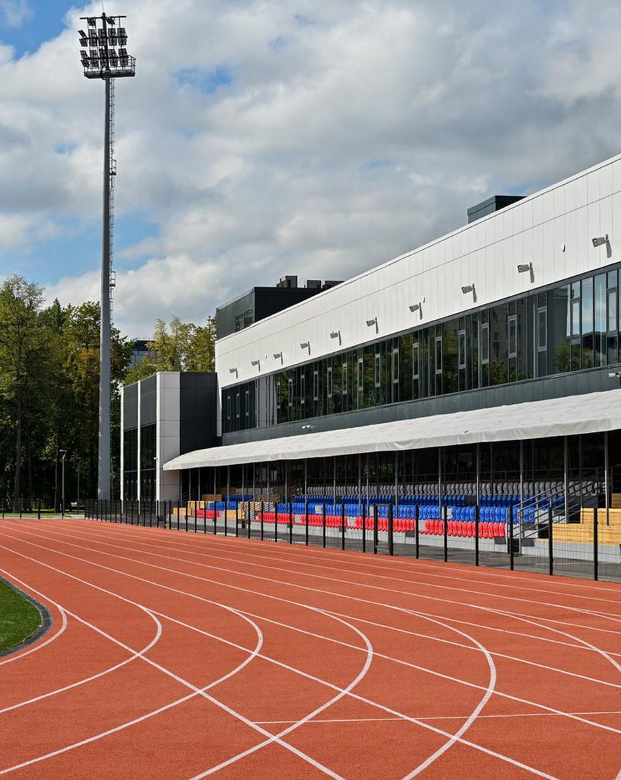 Собянин: Завершена реконструкция знаменитого стадиона "Металлург"