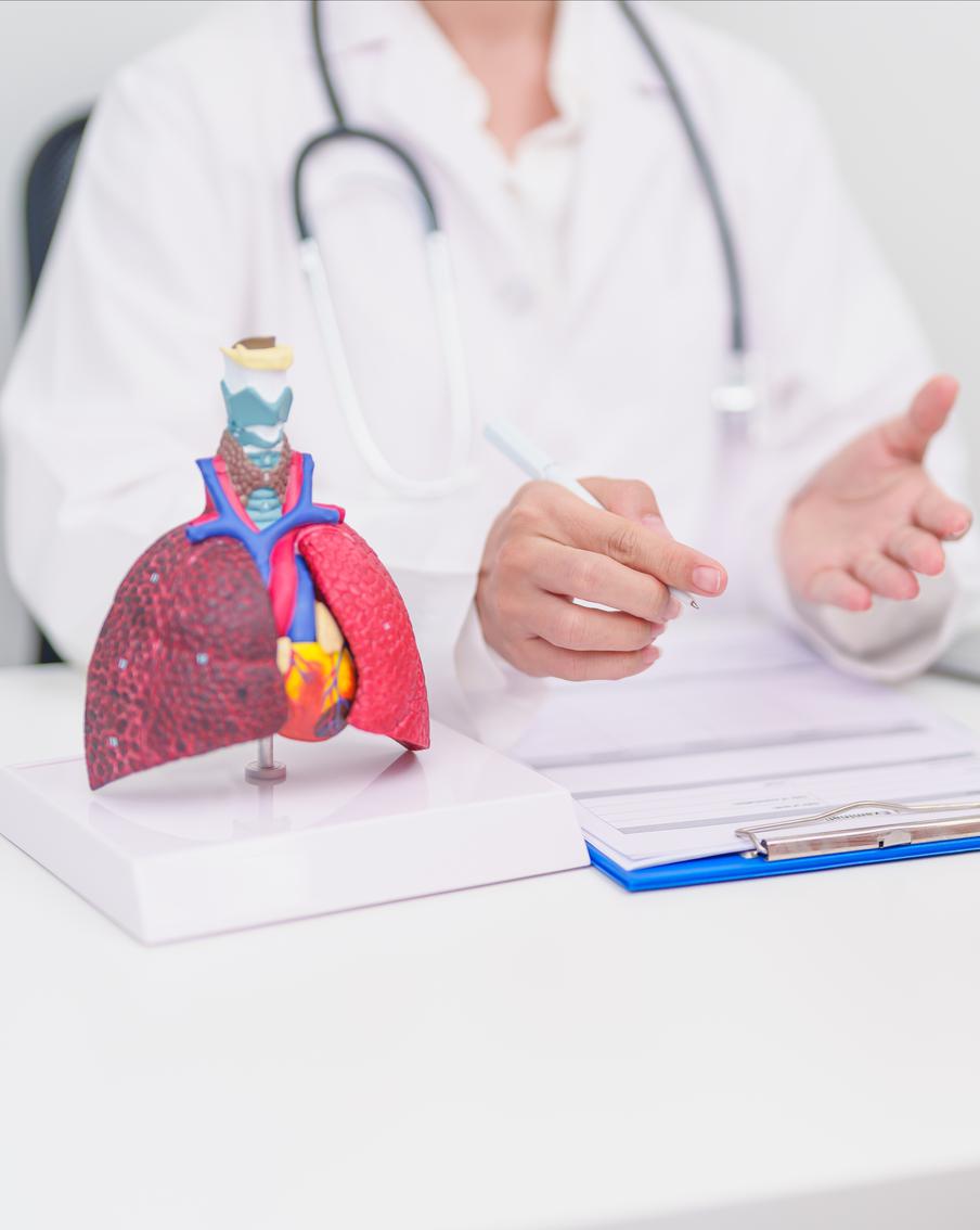 Почему бронхит переходит в ХОБЛ и как вейпы убивают лёгкие