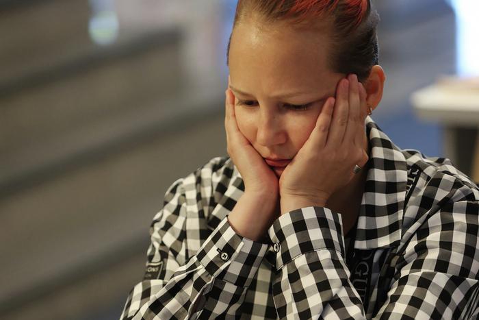 "Скорую вызывали несколько раз!": российская чемпионка Европы по шахматам снялась с крупного турнира