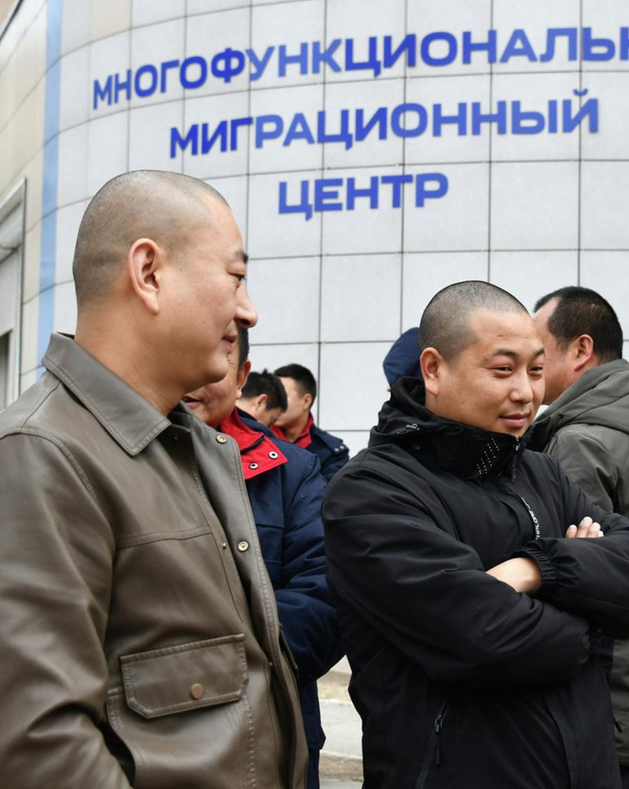 С 11 сентября мигрантов-нарушителей начнут выдворять из России