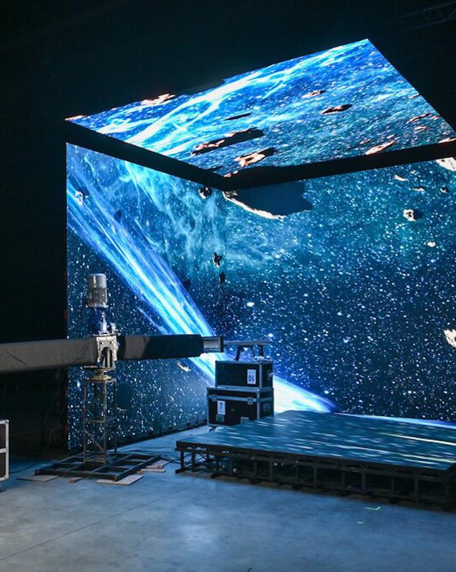 Более 100 проектов сняли в "Виртуальной студии Горького 55.8"