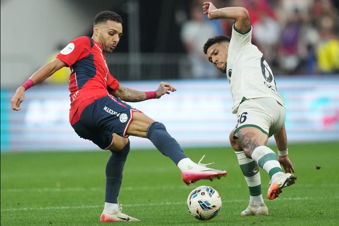 Больше €100 млн улетели у российских клубов в это трансферное окно