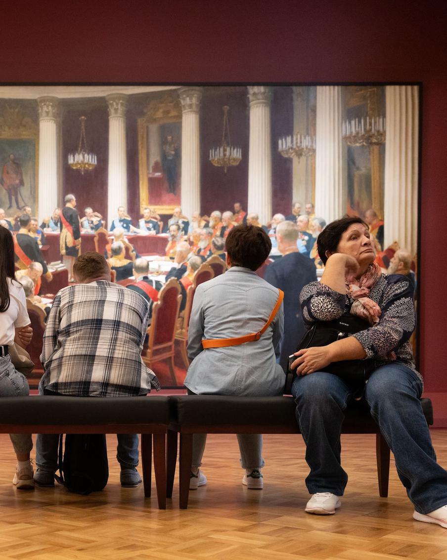 На ВДНХ встретили 10-тысячного гостя выставки Русского музея