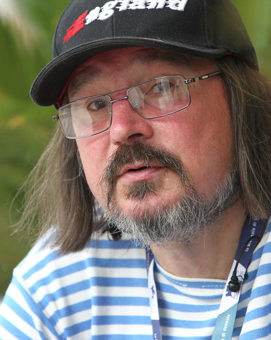 Сколько стоят якобы оригинальные кадры из фильма "Брат"?