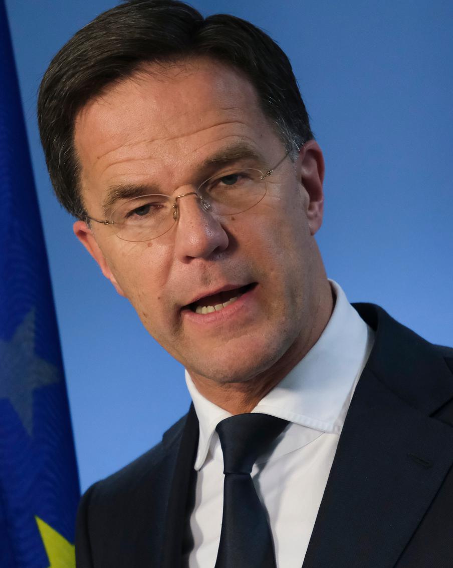 Пауза в переговорах по Украине, НАТО начало операцию рядом с Россией: хроника очередных событий украинского кризиса