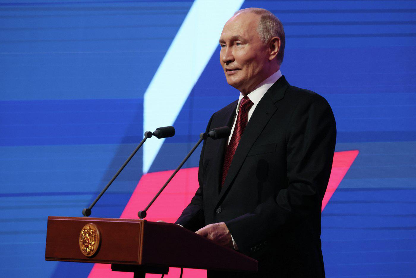 Владимир Путин поздравил москвичей с Днём города