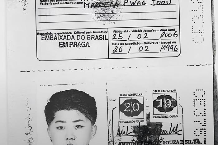 В Сети обнаружили возможную копию подставного паспорта лидера КНДР Ким Чен Ына