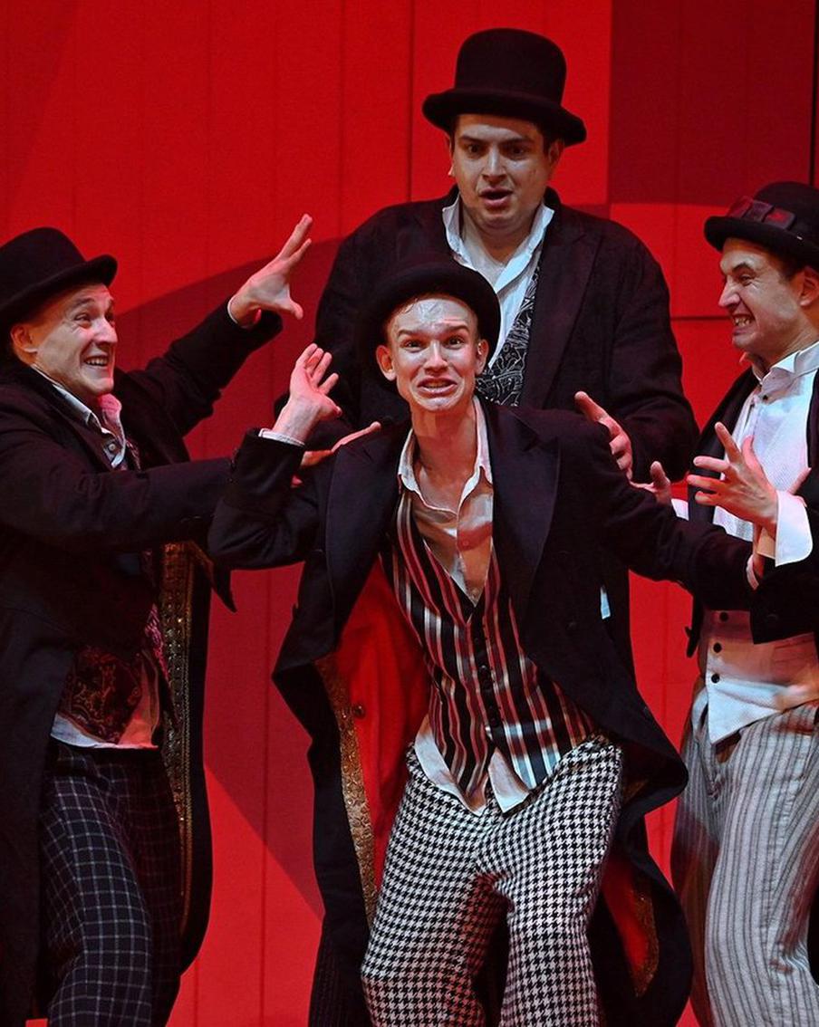 Афиша на 15 сентября: узнаём душу клоуна и сражаемся в ритмах танца