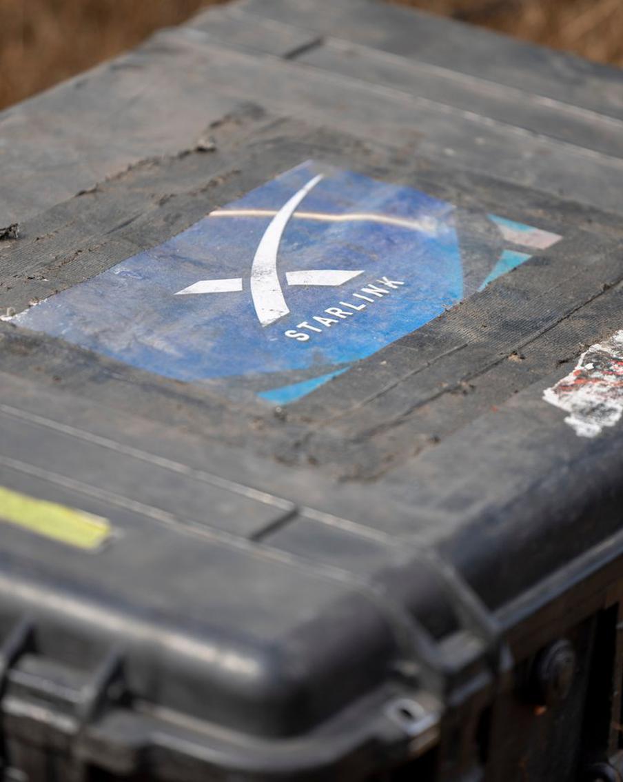 Starlink вновь перестал работать по всей линии фронта на Украине