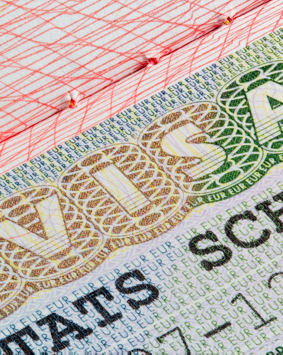 Эксперты объяснили, что означает ограничение ЕС на шенгенские визы для россиян