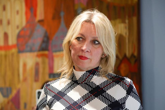 Захарова сравнила с "дьявольской усмешкой" нахождение Бербок на посту в ГА ООН