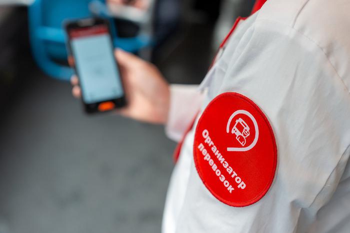 Максим Ликсутов: более 230 безбилетников обнаружили контролёры во время усиленной проверки возле станции метро "Нагорная"