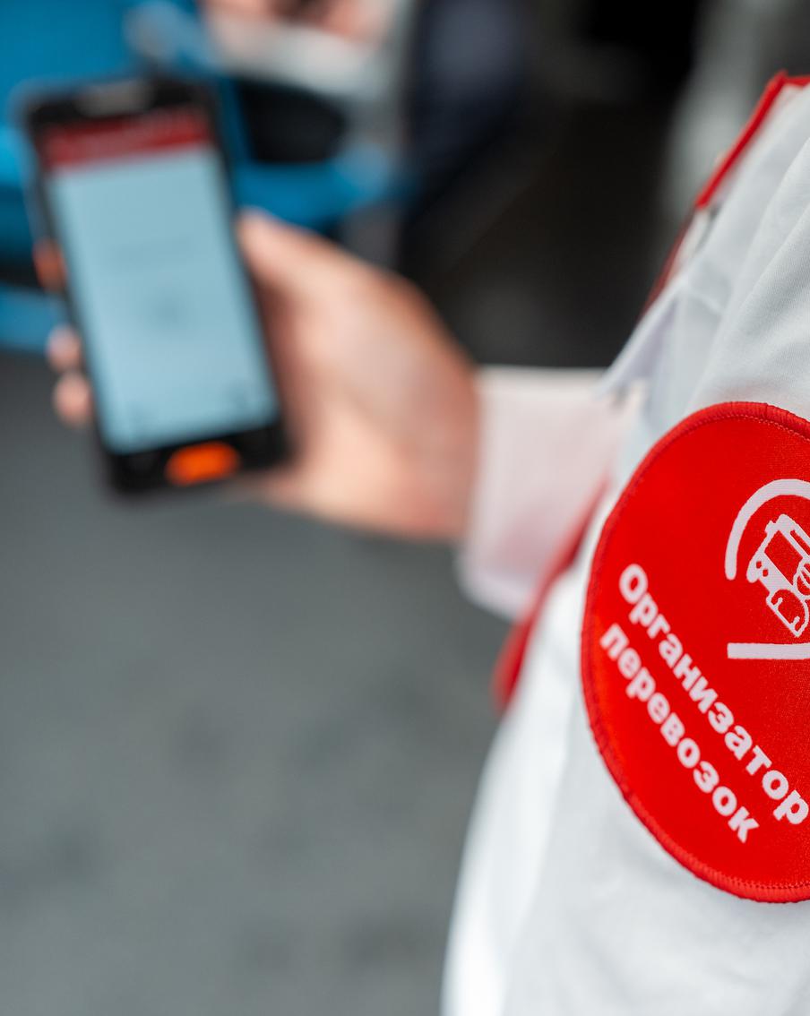 Максим Ликсутов: более 230 безбилетников обнаружили контролёры во время усиленной проверки возле станции метро "Нагорная"