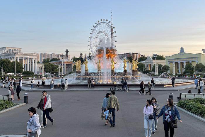Синоптики: пик бабьего лета в Москве позади