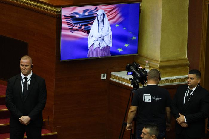 Албания и Япония пытаются заменить политиков с помощью ИИ – к чему это приведёт