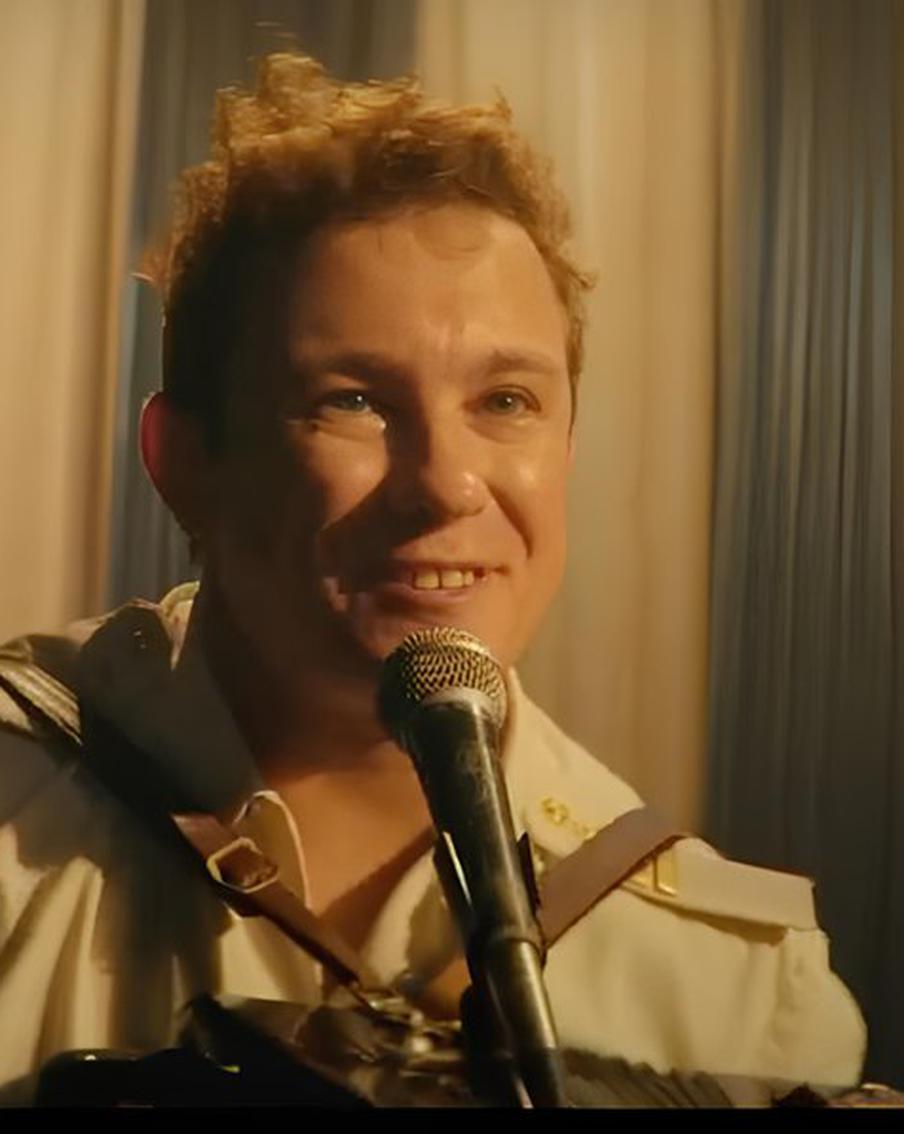 Продолжатель дела группы "Сектор Газа" рассказал о своём отношении к новому фильму с Кологривым и роли семьи Хоя в байопике