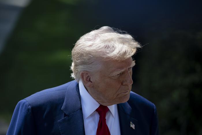 Чем насолили антифашисты президенту США Дональду Трампу и получится ли у него объявить их террористами