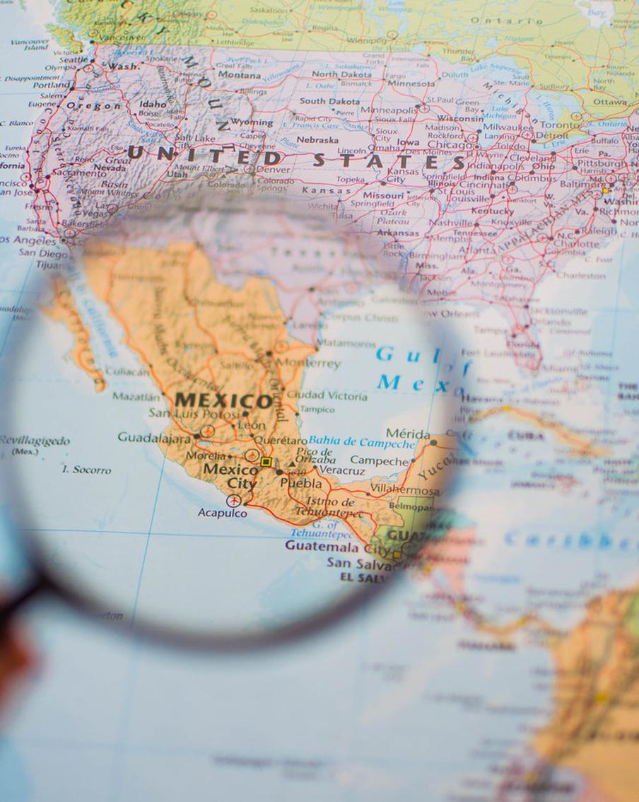 Россиянам стало сложнее попасть в Мексику. При чём здесь Америка?