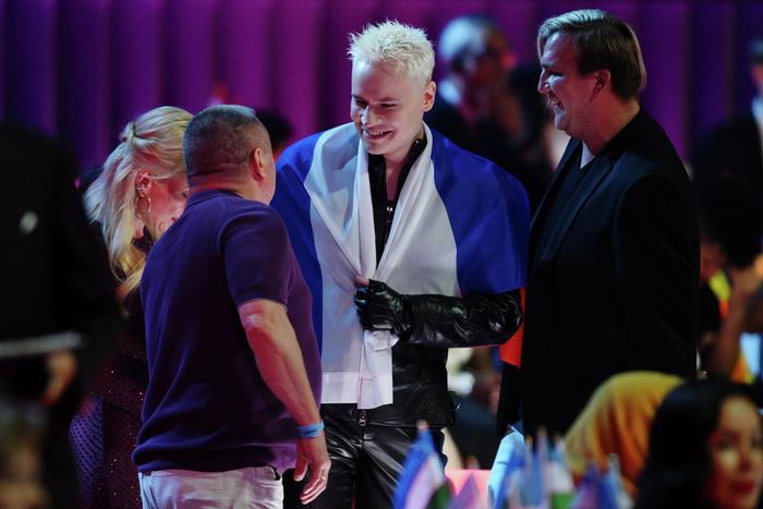 "По законам гостеприимства": SHAMAN попросил жюри не оценивать его выступление на "Интервидении"