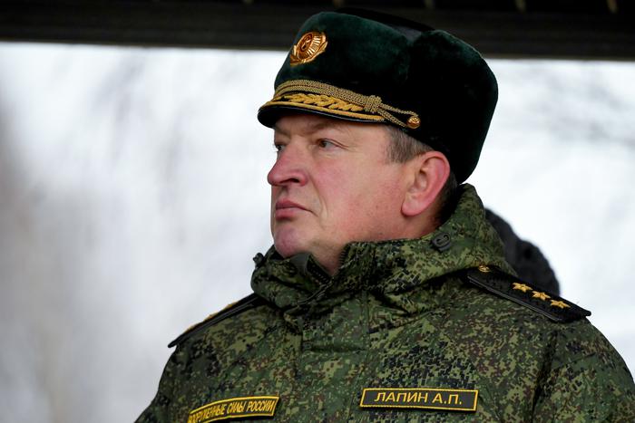 В российской армии могли уволить с военной службы генерал-полковника, освобождавшего Курскую область