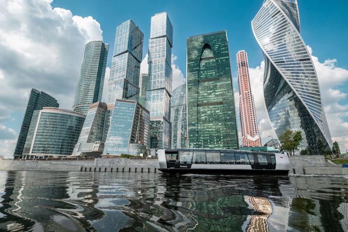 Максим Ликсутов поделился с пассажирами тем, где можно посмотреть все имеющиеся у Москвы маршруты электросудов