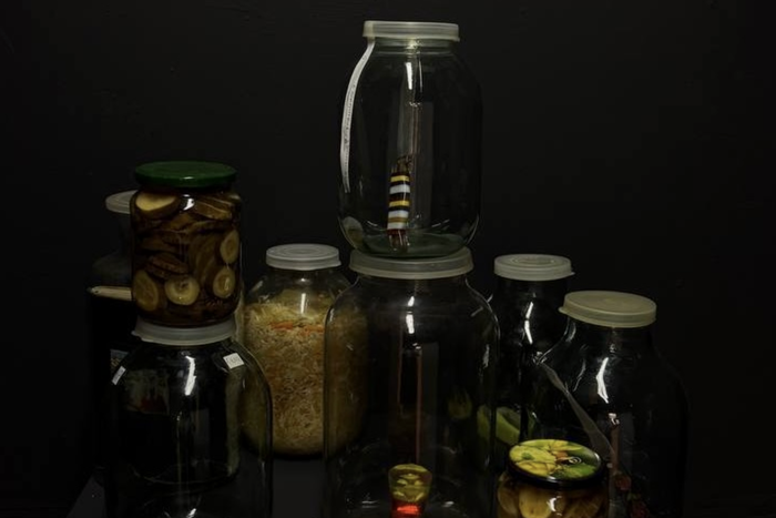 От розочки для коробки передач до Кыштымского карлика: как выглядит "народное искусство"