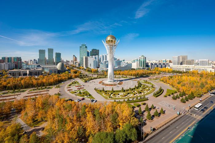 Как относиться к заверениям Астаны о готовности помирить Россию и Украину