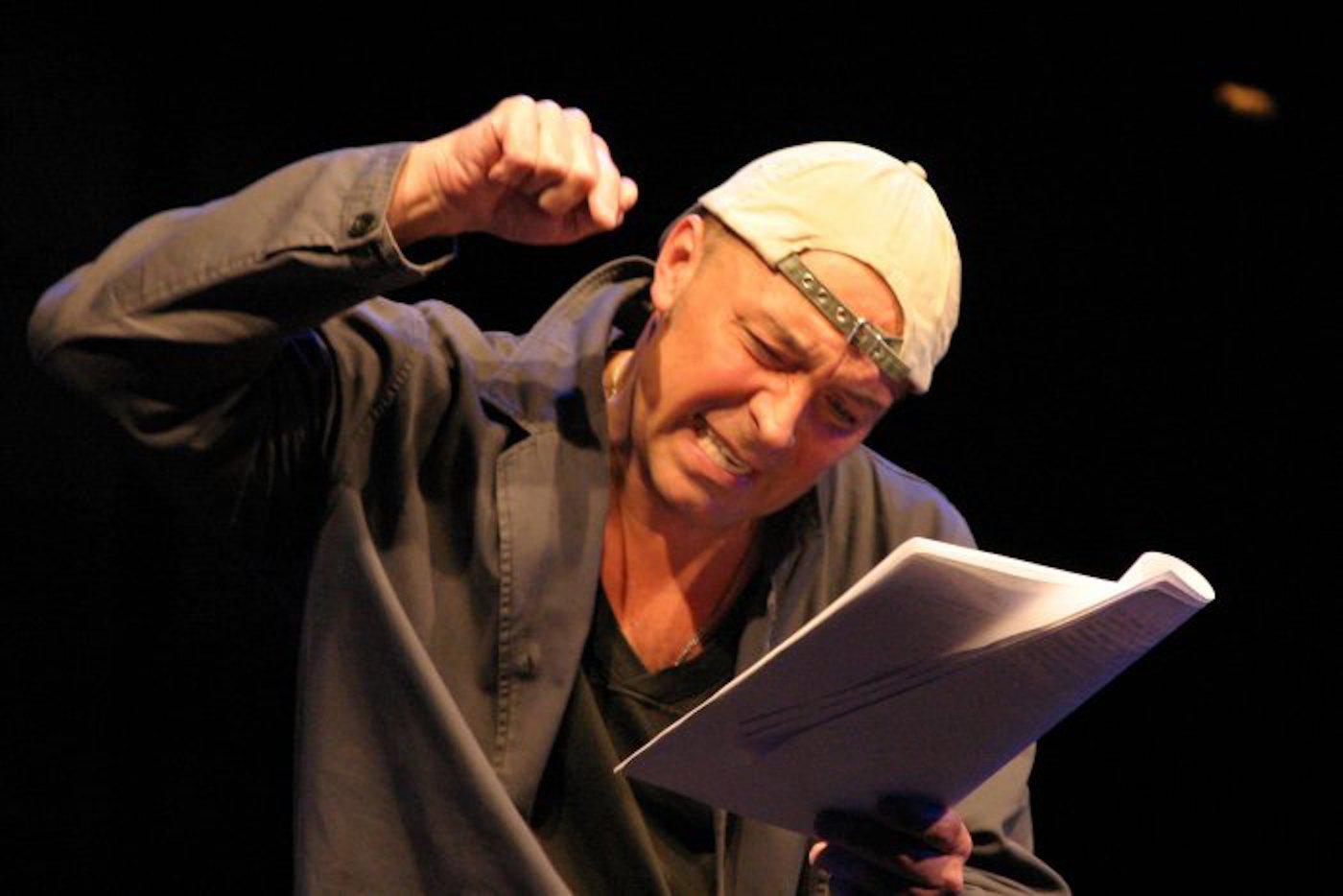 Валерий Белякович на одной из репетиций.
