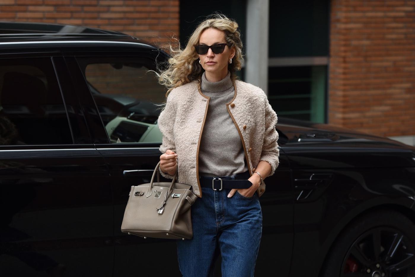 Стильные джинсы осенне-зимнего сезона: выбираем трендовые модели для любой фигуры