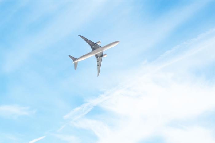 "Уникальный случай": подросток пережил перелёт в шасси самолёта