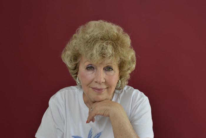 "Счастье – это когда рядом есть человек, который понимает тебя с полуслова": поэтесса Лариса Рубальская отмечает юбилей