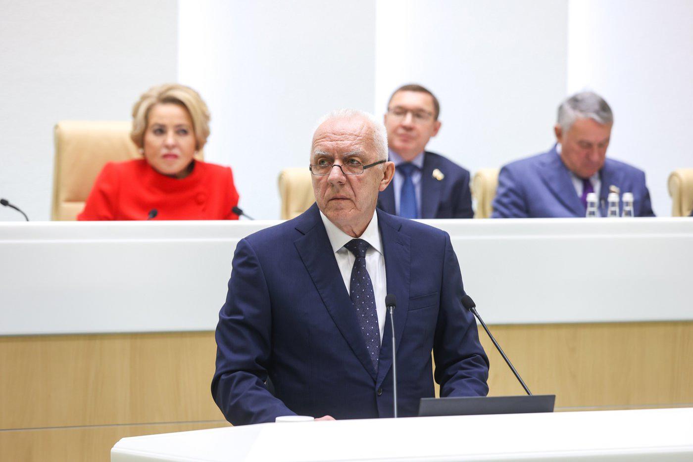 Александр Гуцан принёс присягу Генерального прокурора РФ на заседании Совфеда