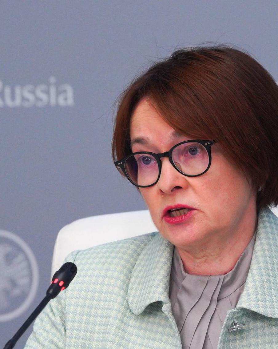 Глава ЦБ напомнила об "уроке прошлого года" из-за ожиданий по ставке